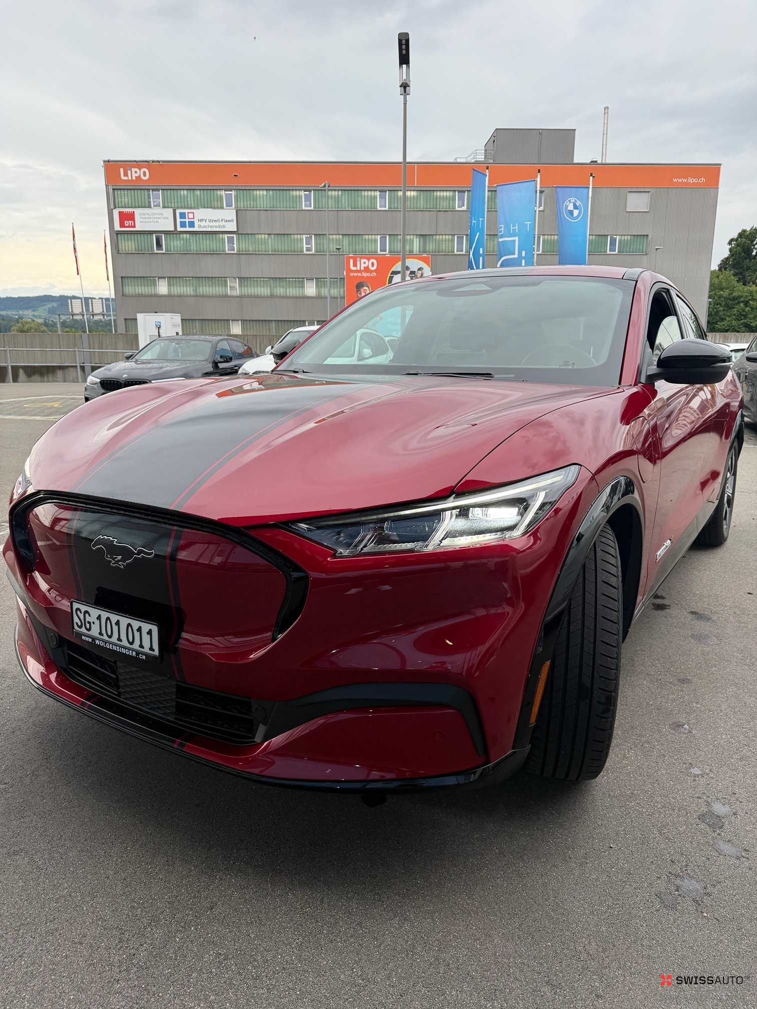Auction Image