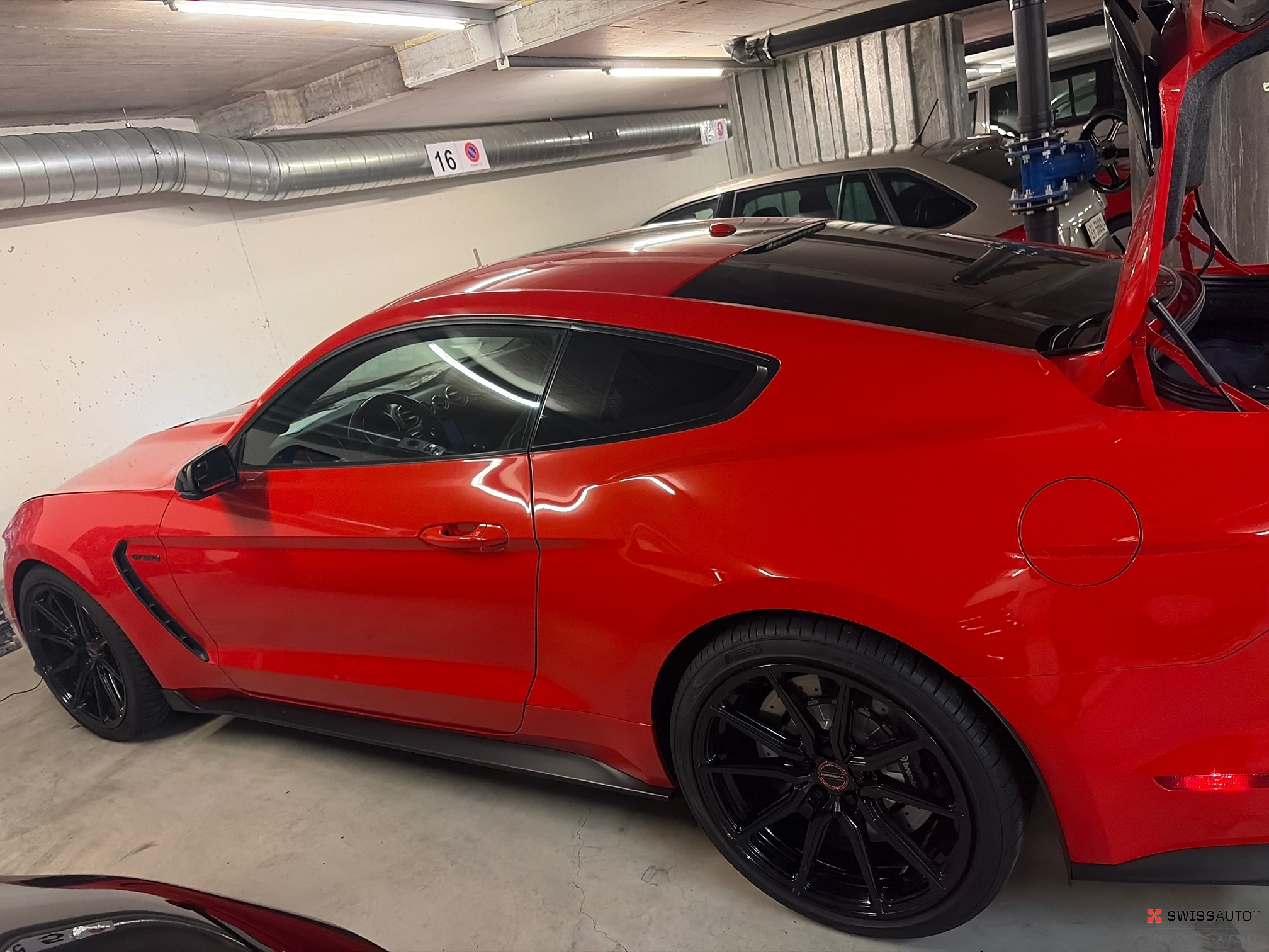 Auction Image
