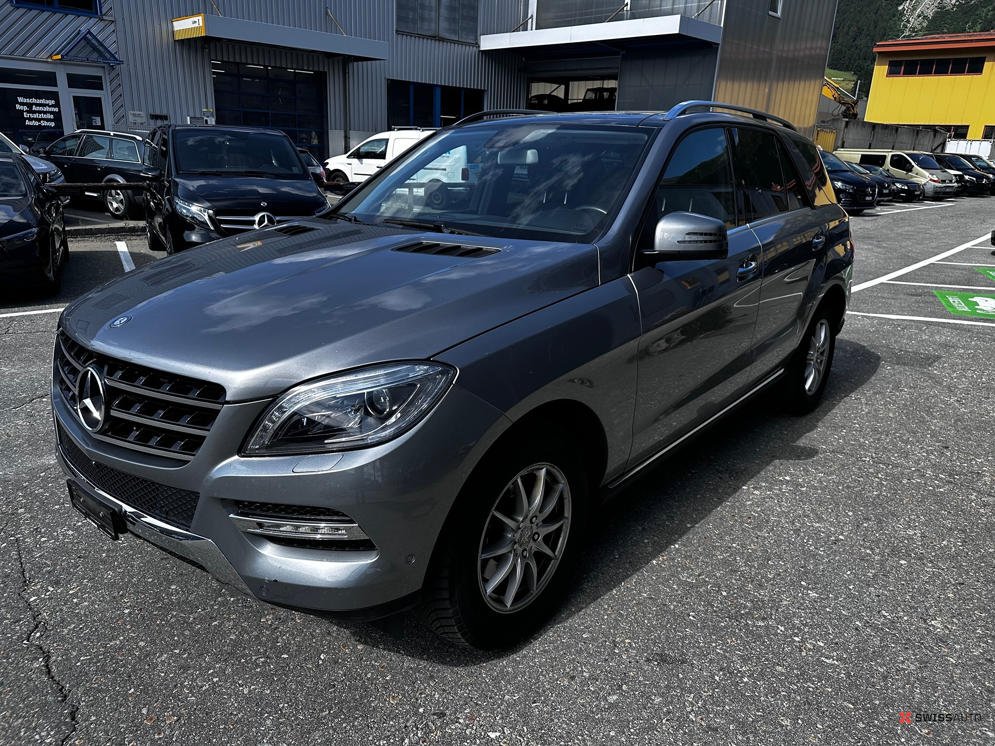 Auction Image