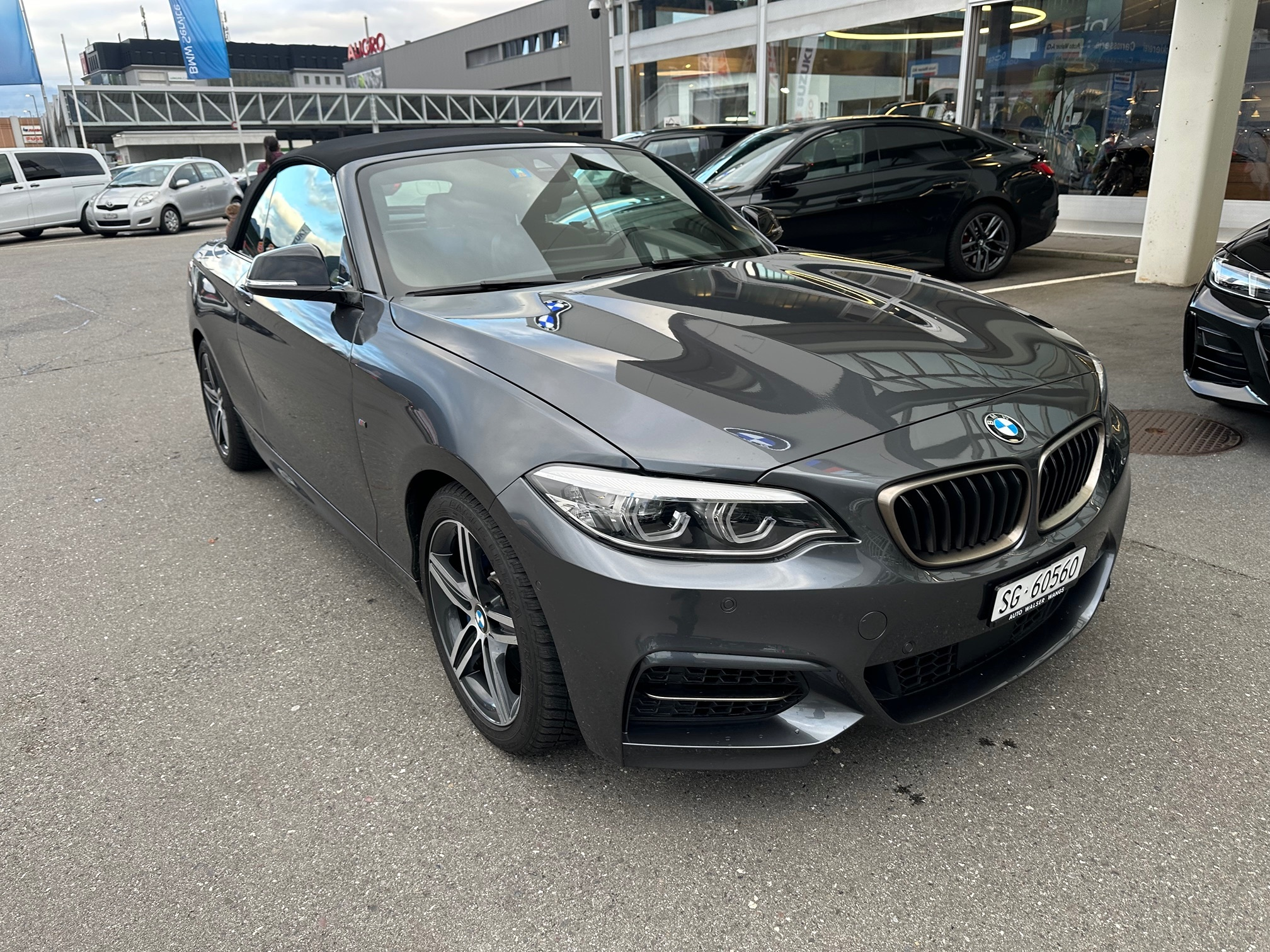 Auction Image