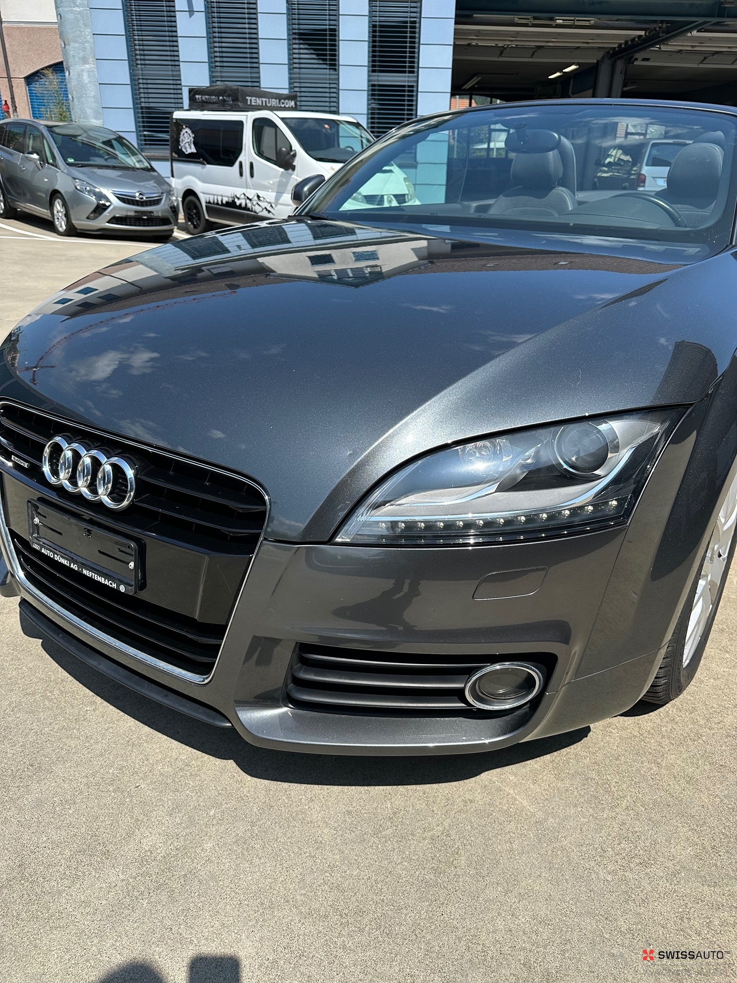 Auction Image