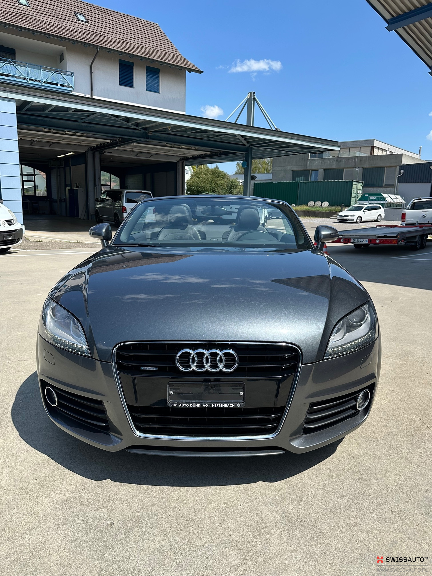 Auction Image