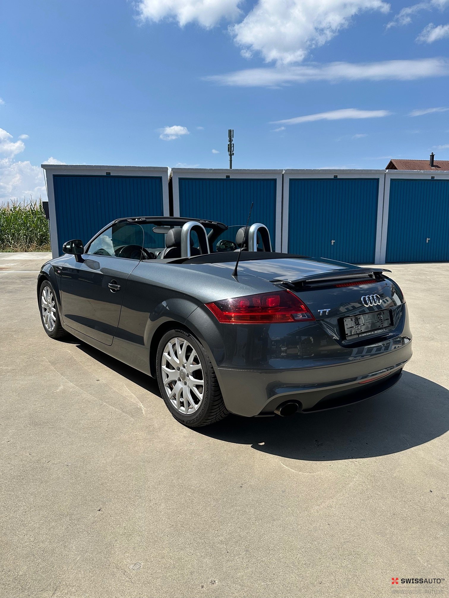 Auction Image