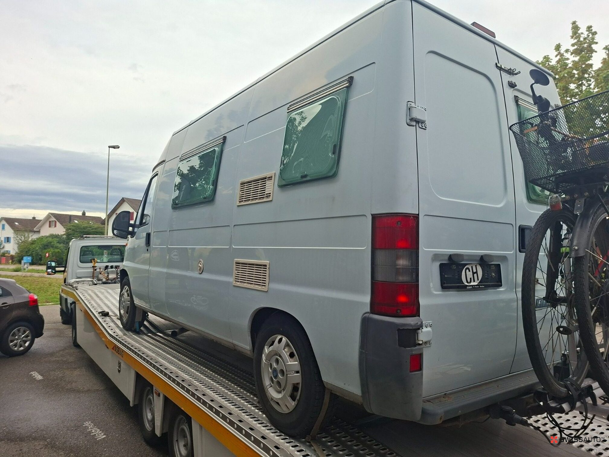 Auction Image