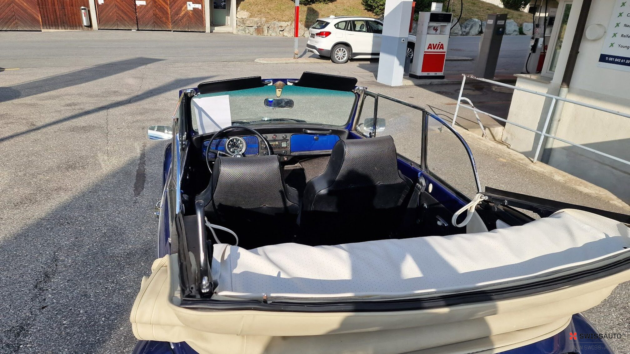 Auction Image
