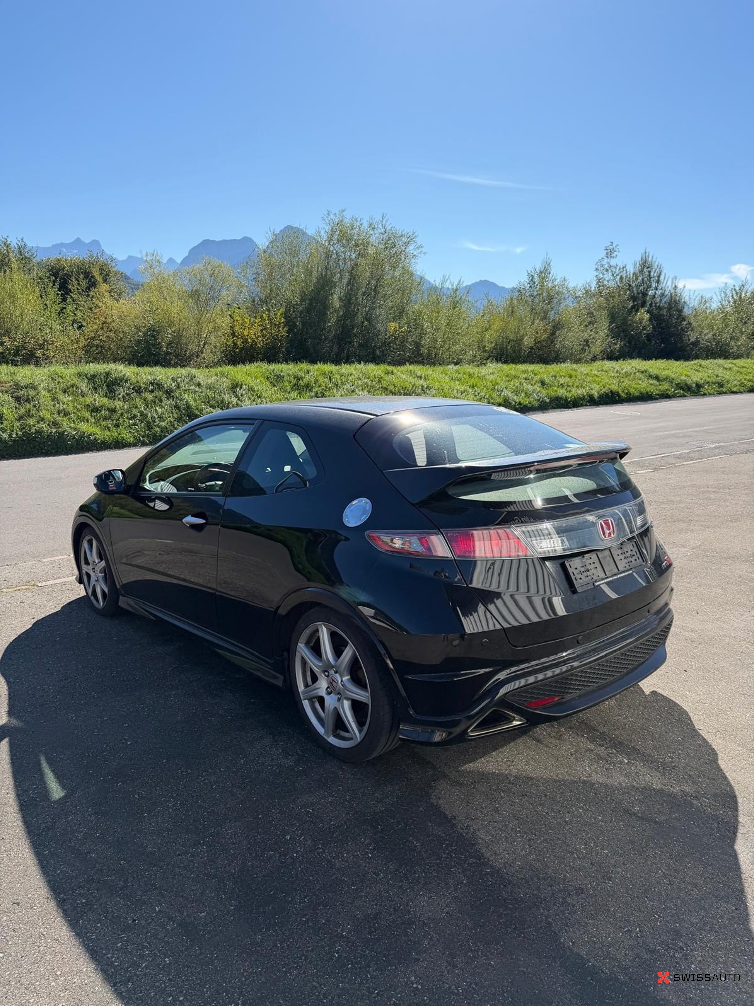 Auction Image