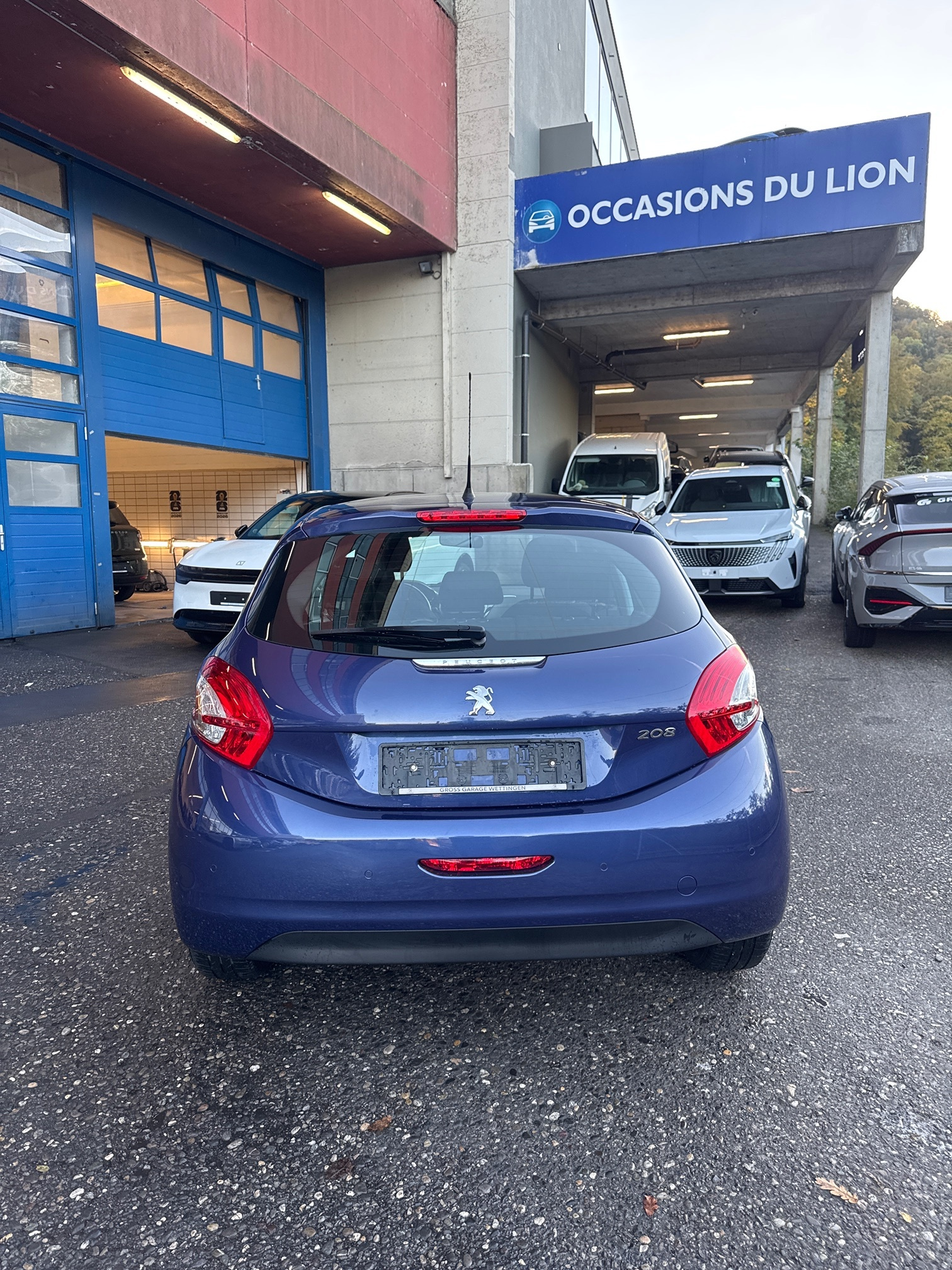 Auction Image