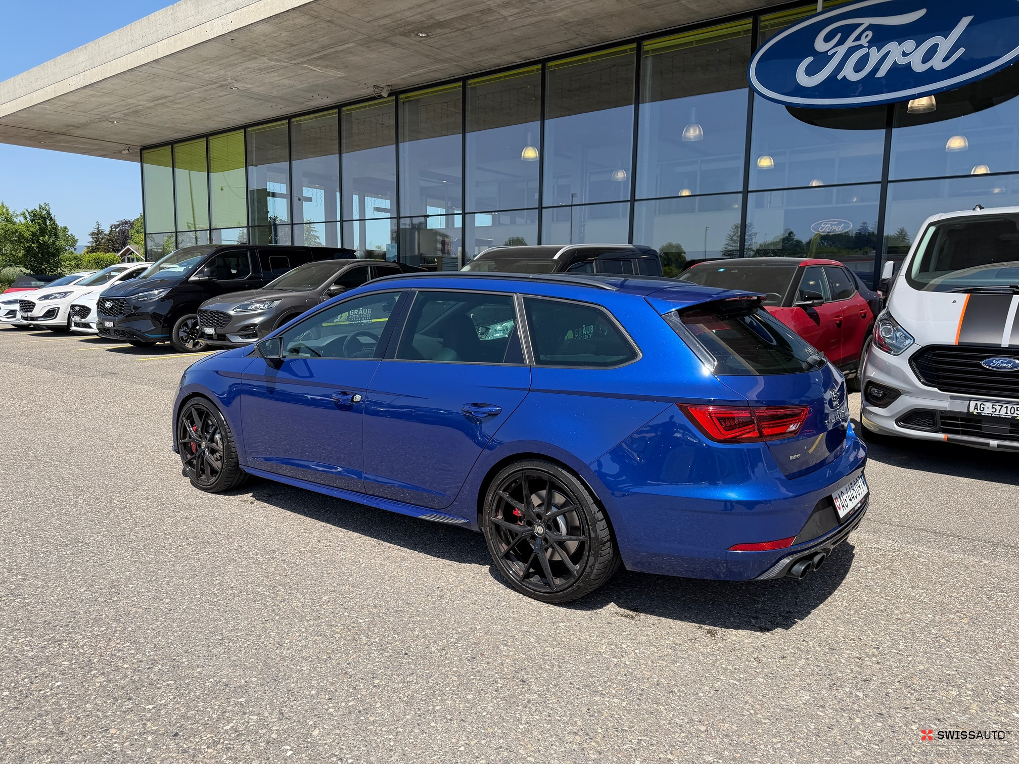 Auction Image