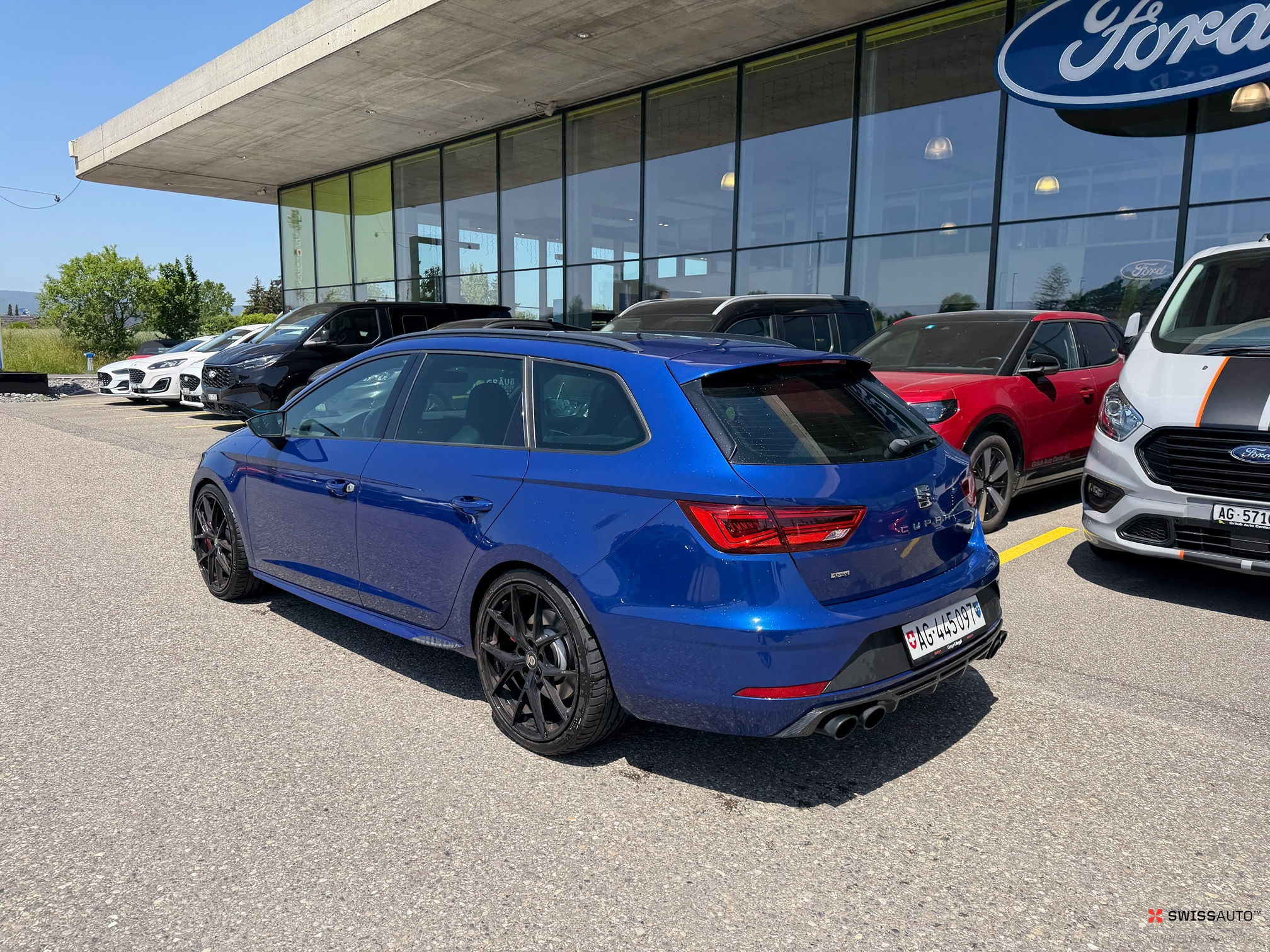 Auction Image