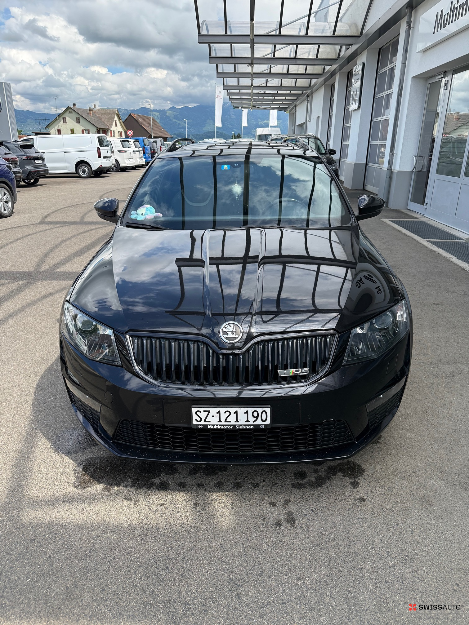 Auction Image