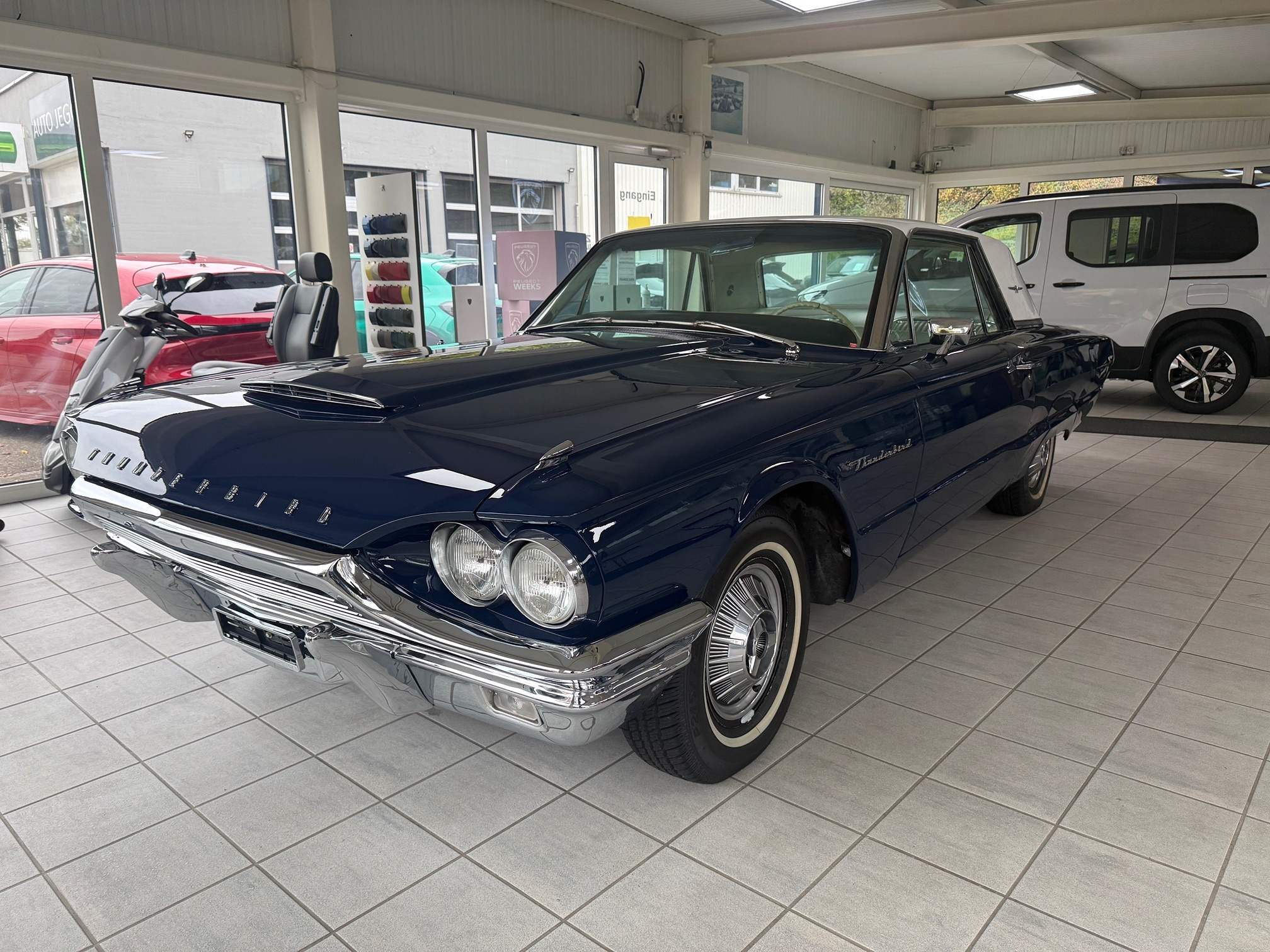 Auction Image