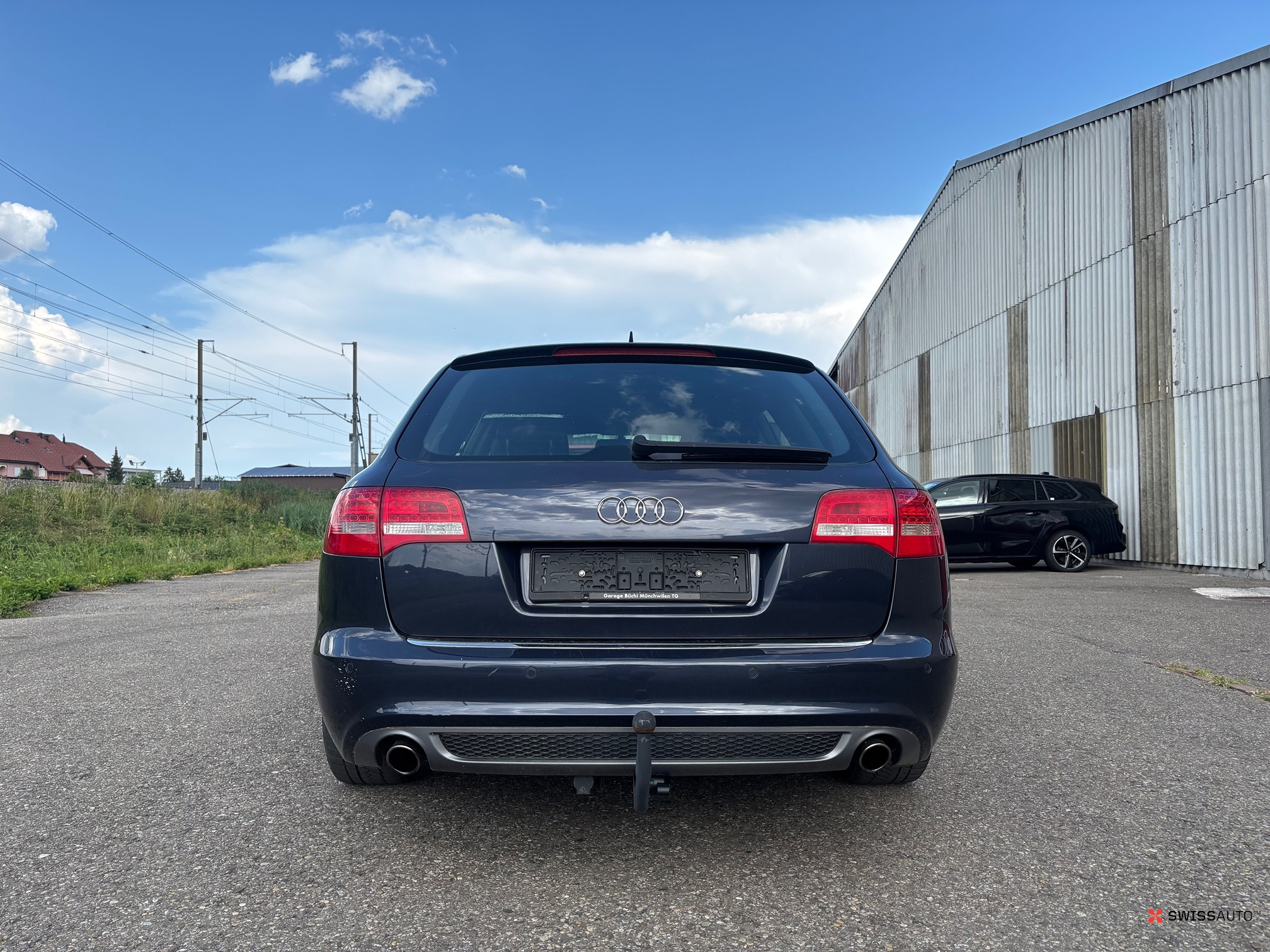 Auction Image
