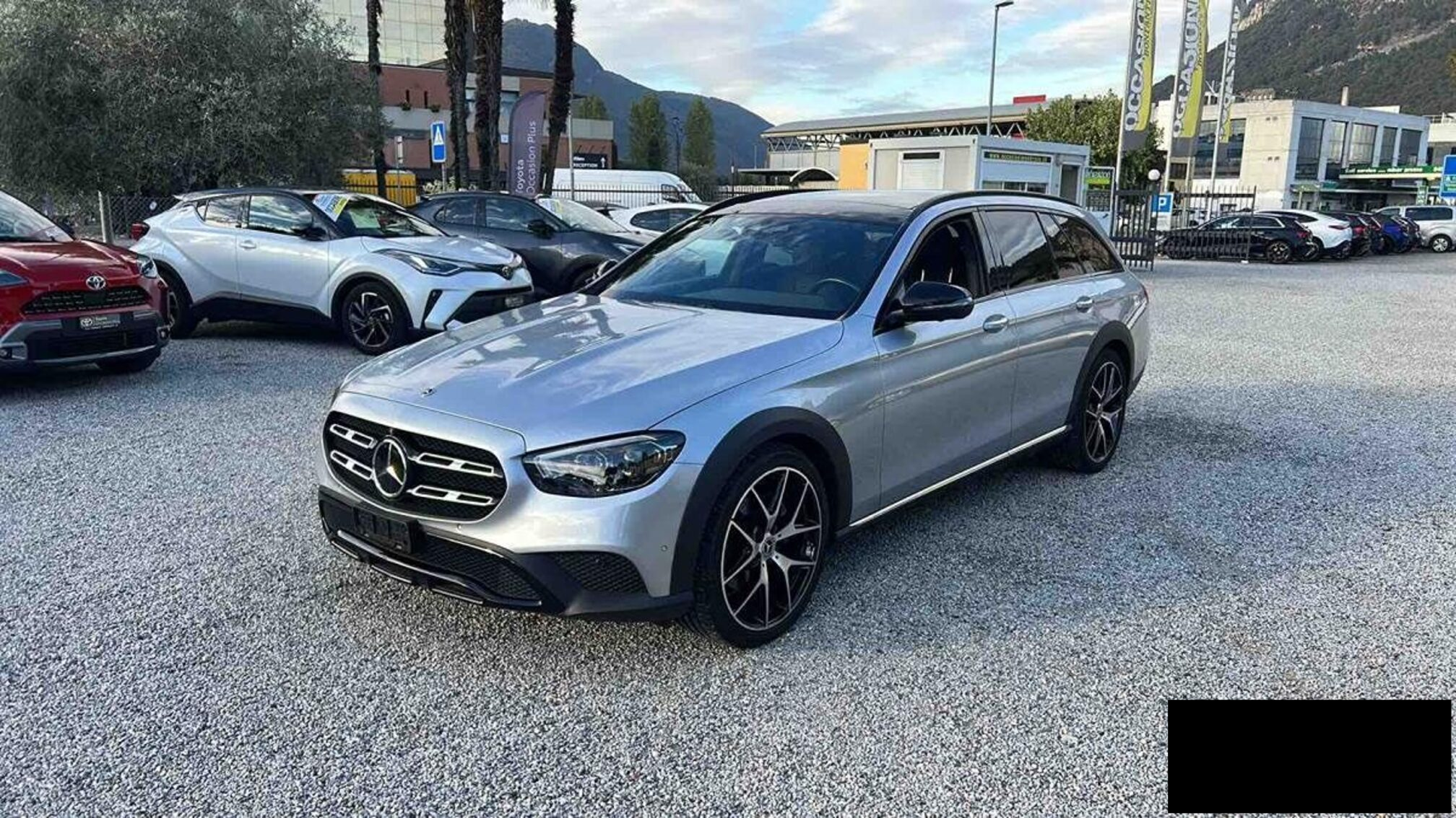 Auction Image