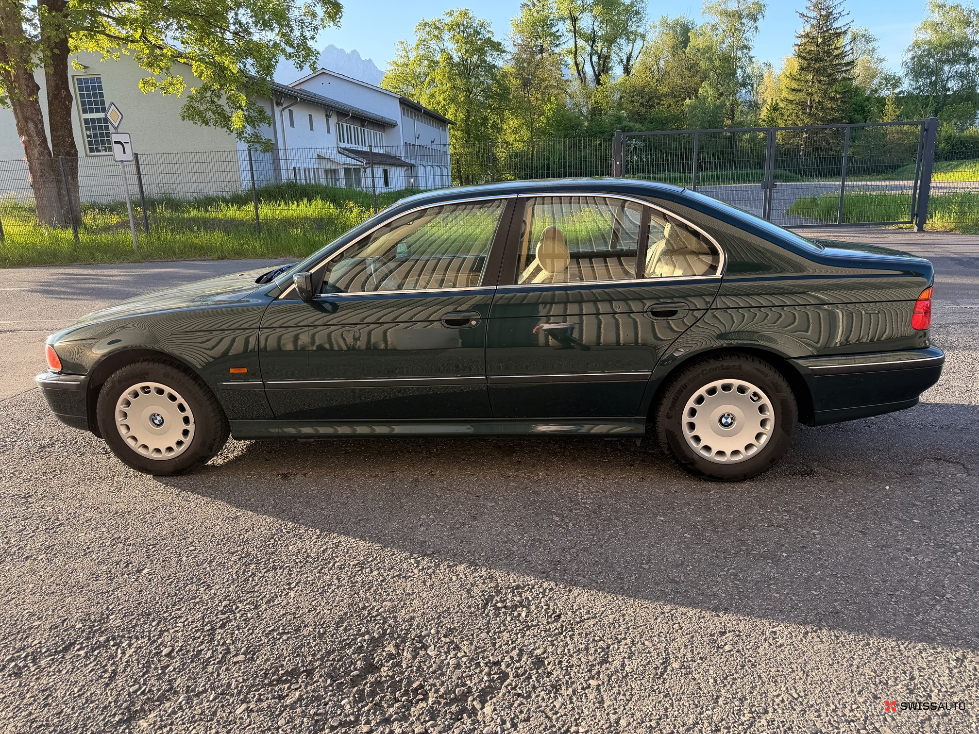 Auction Image