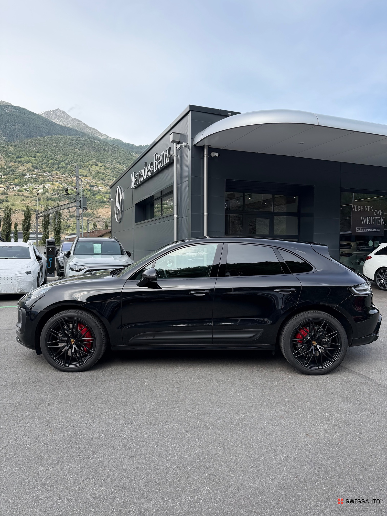 Auction Image