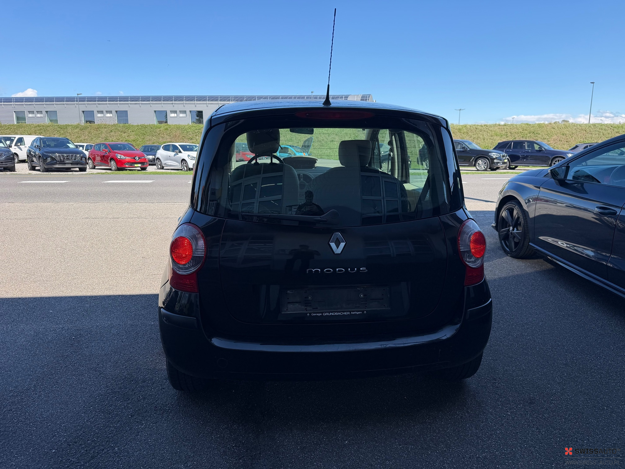 Auction Image