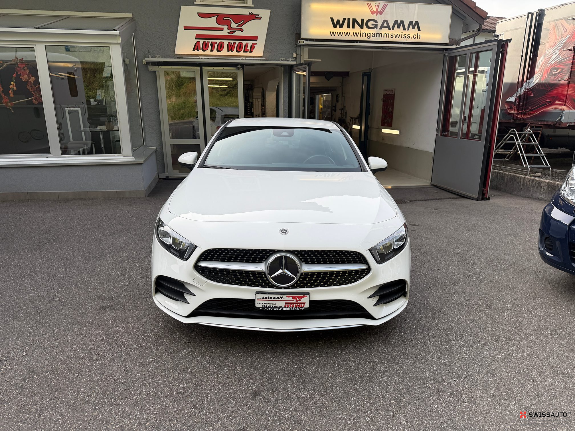 Auction Image