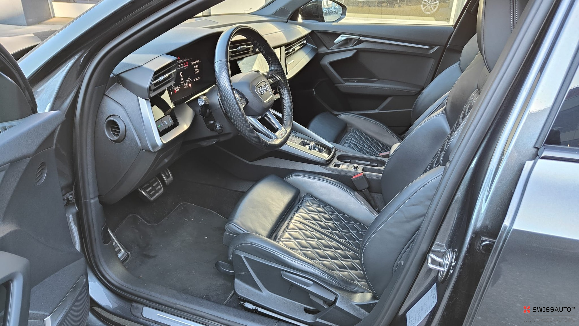 Auction Image