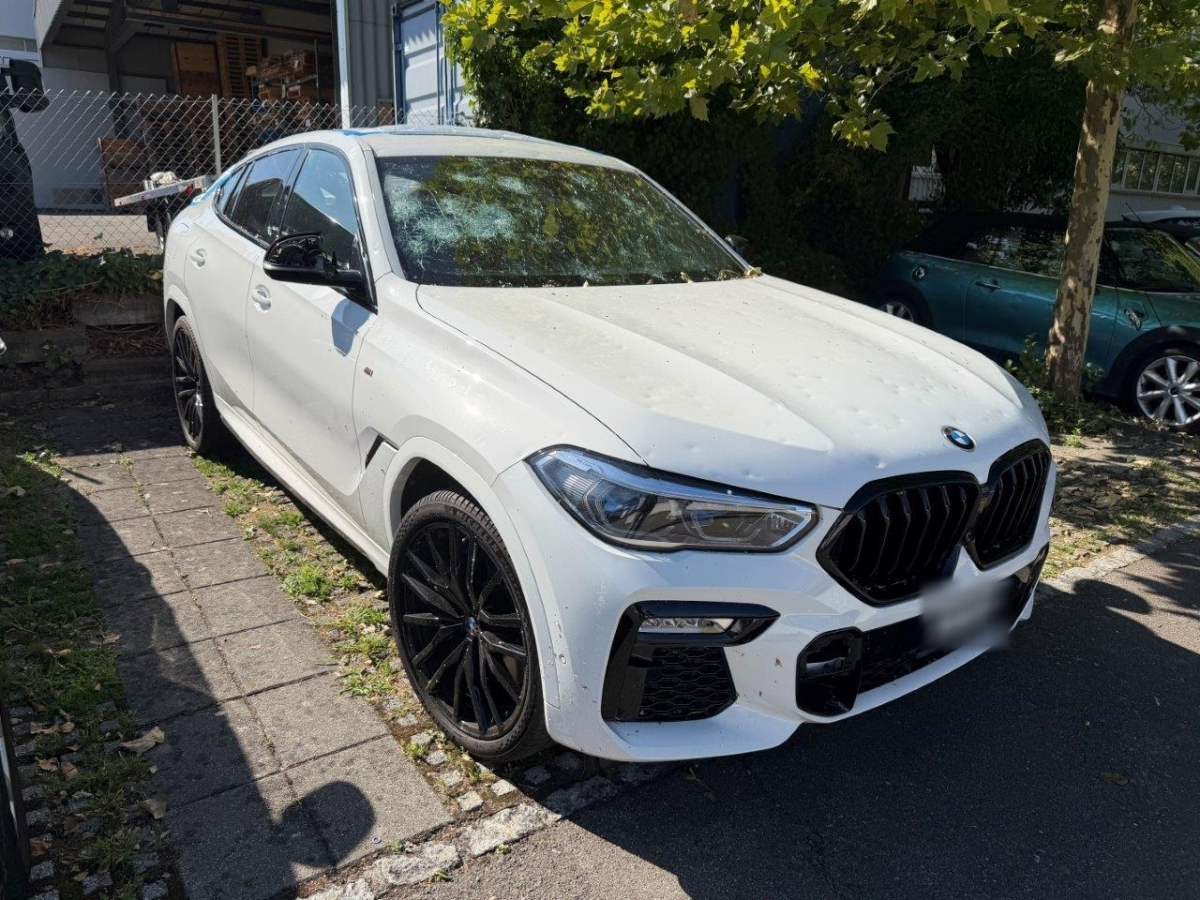 Auction Image
