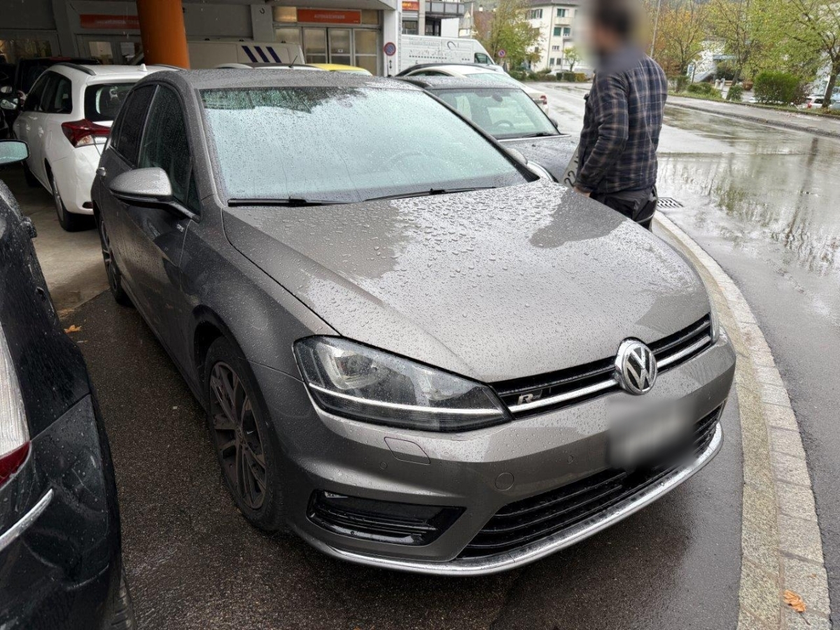 Auction Image