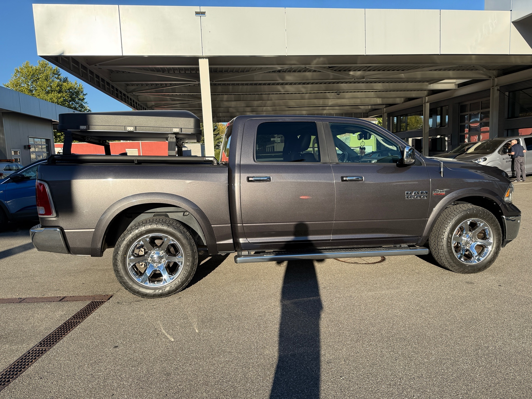 Auction Image