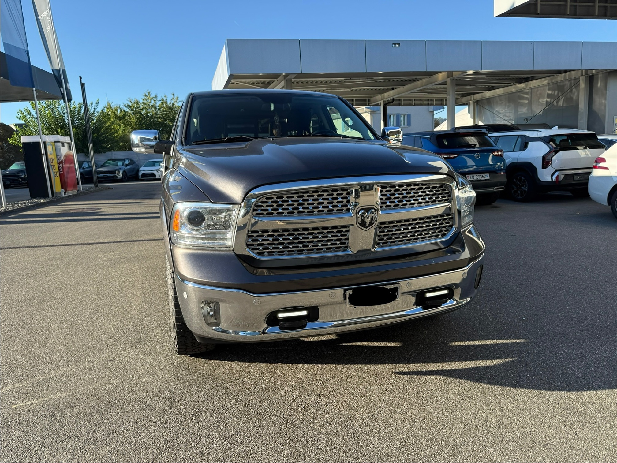 Auction Image