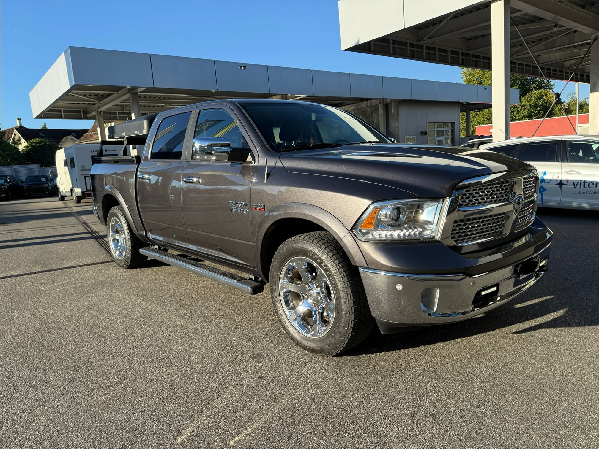 Auction Image