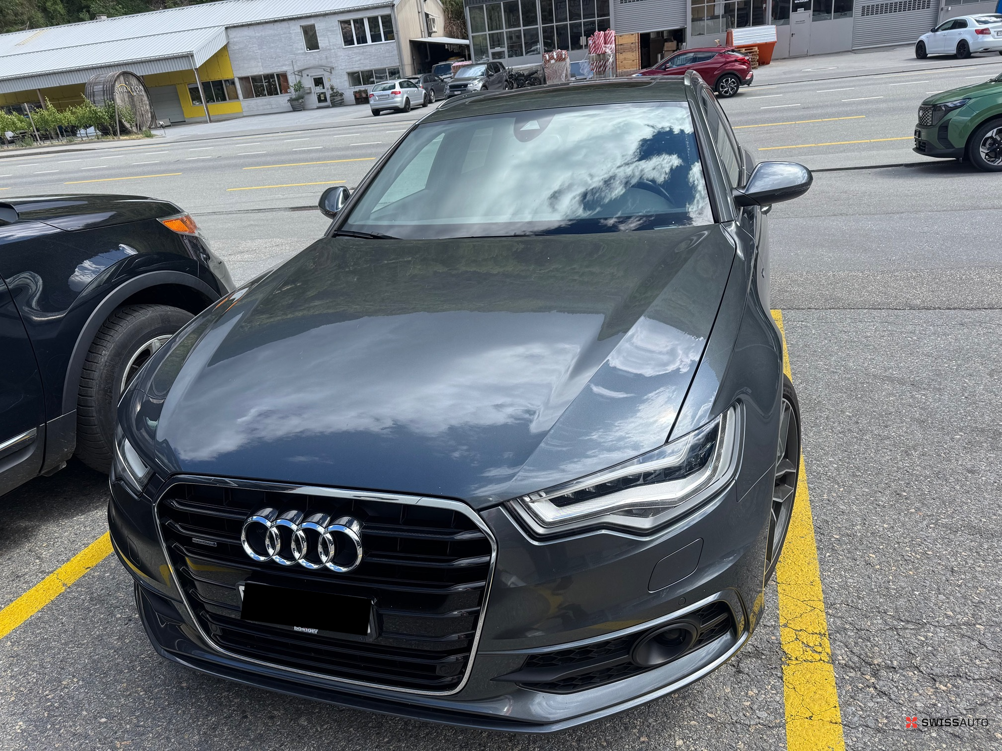 Auction Image