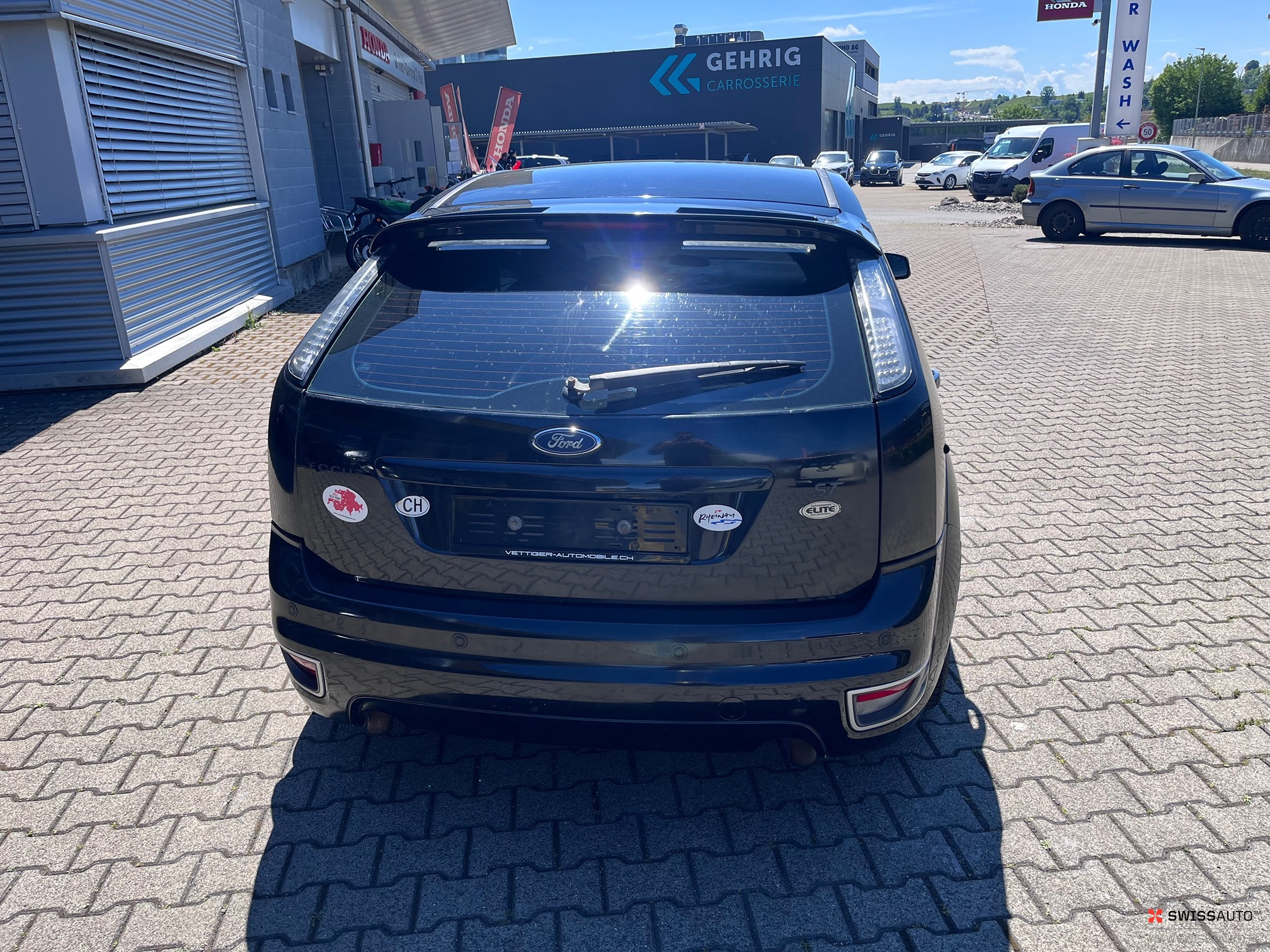 Auction Image