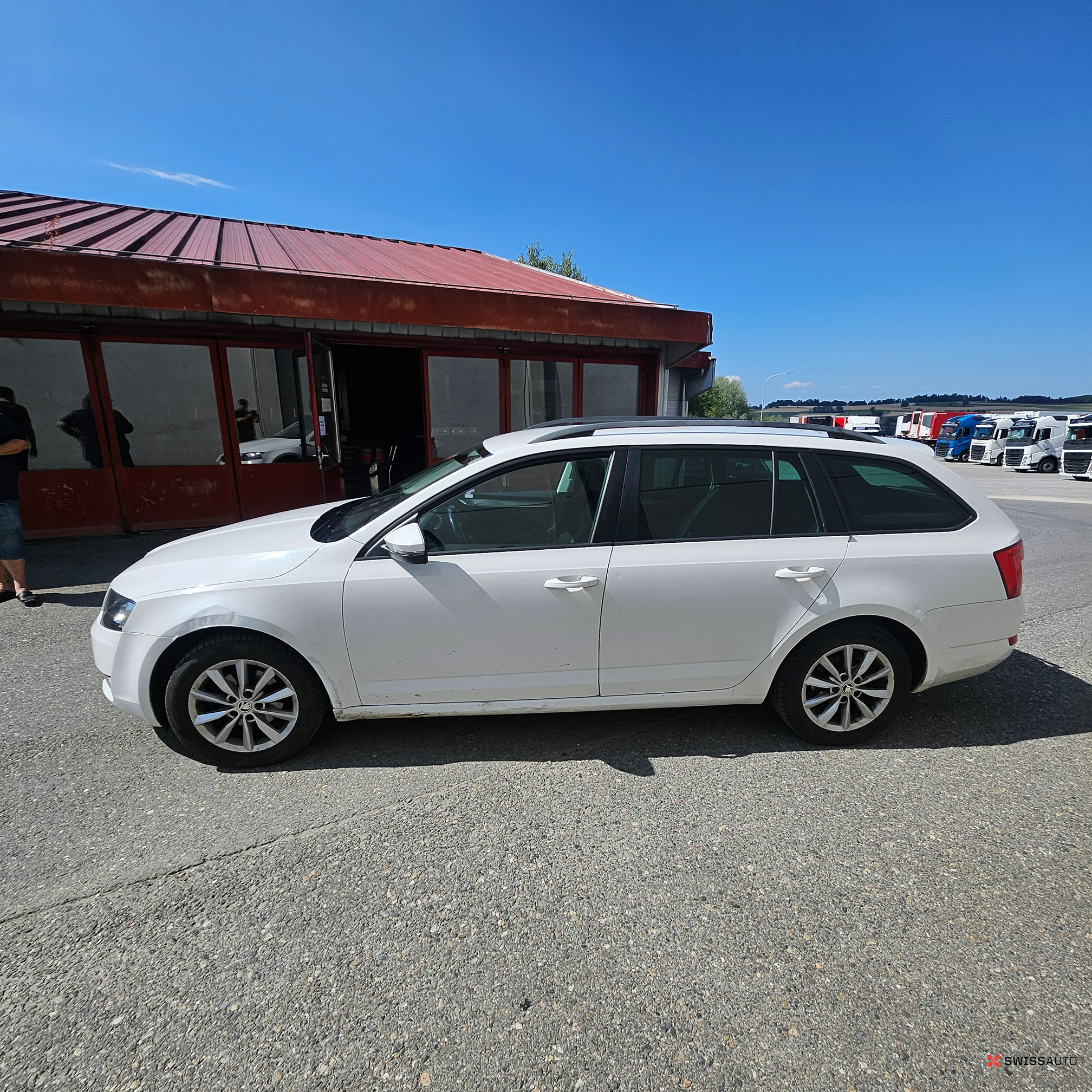 Auction Image