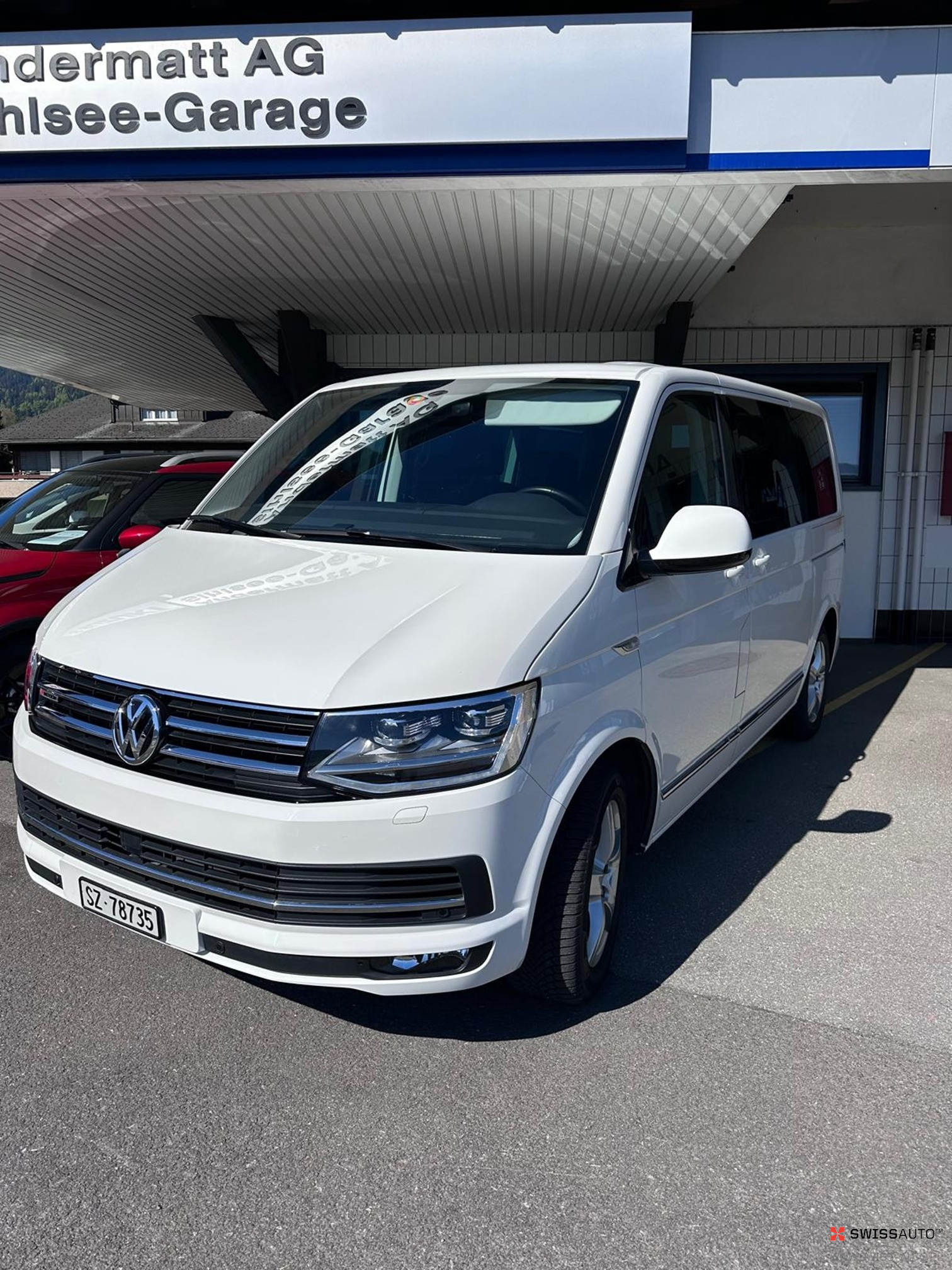 Auction Image