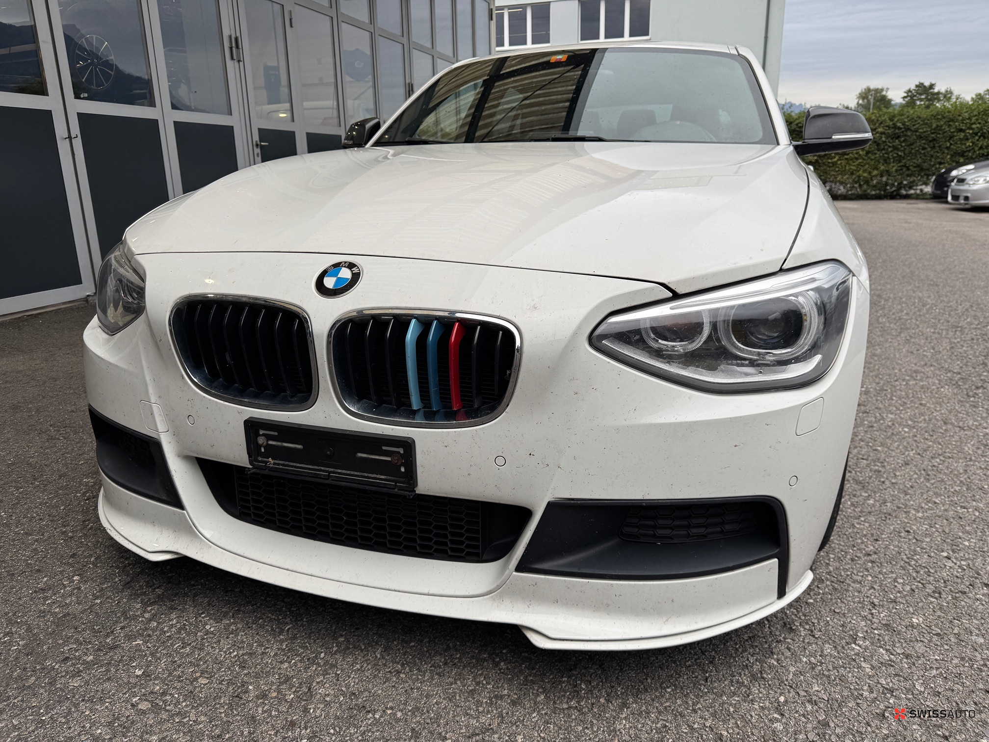 Auction Image