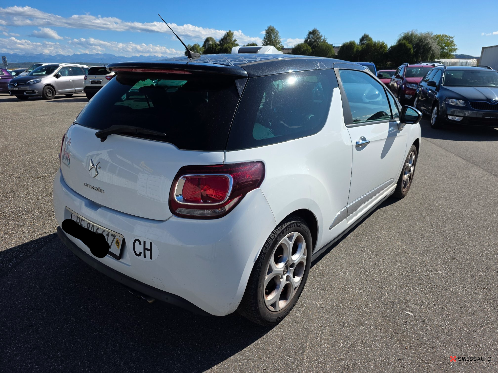 Auction Image