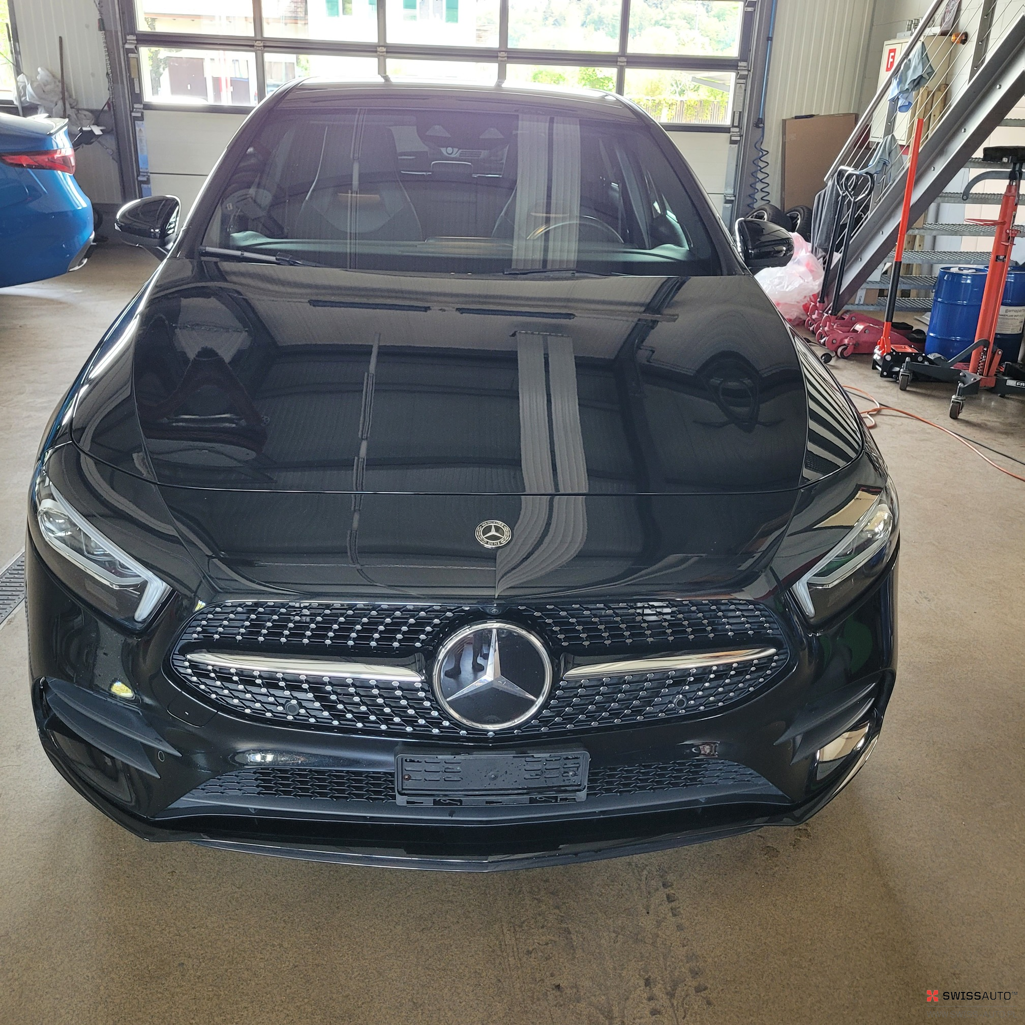 Auction Image