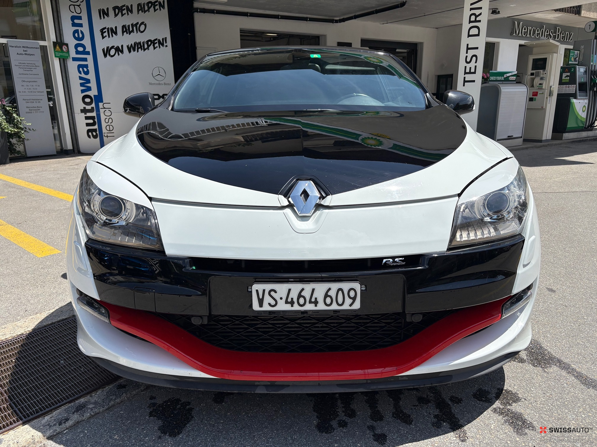 Auction Image