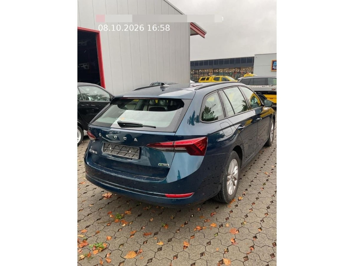 Auction Image
