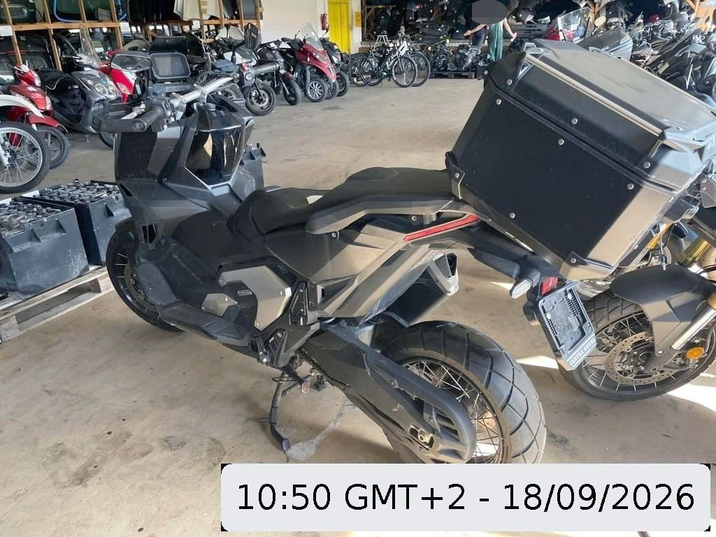 Auction Image