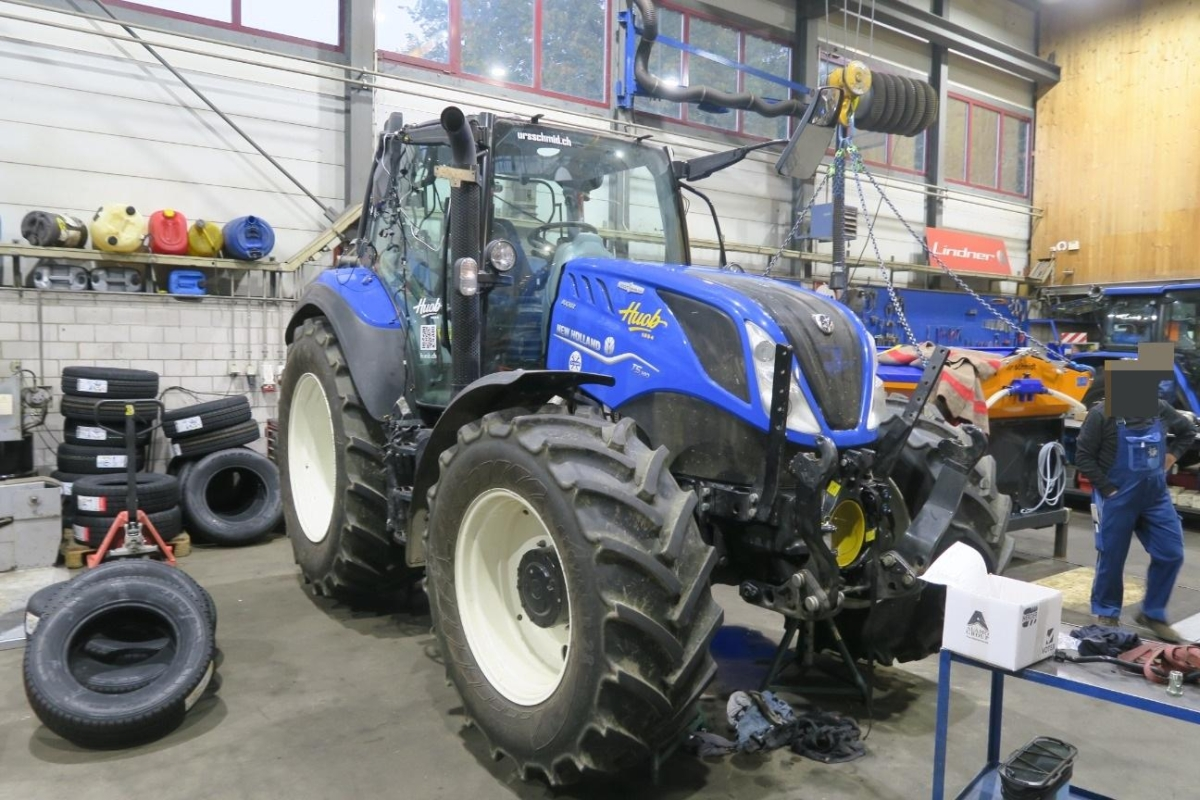 Auction Image