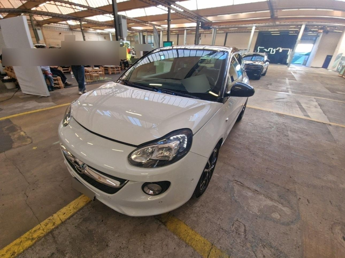Auction Image
