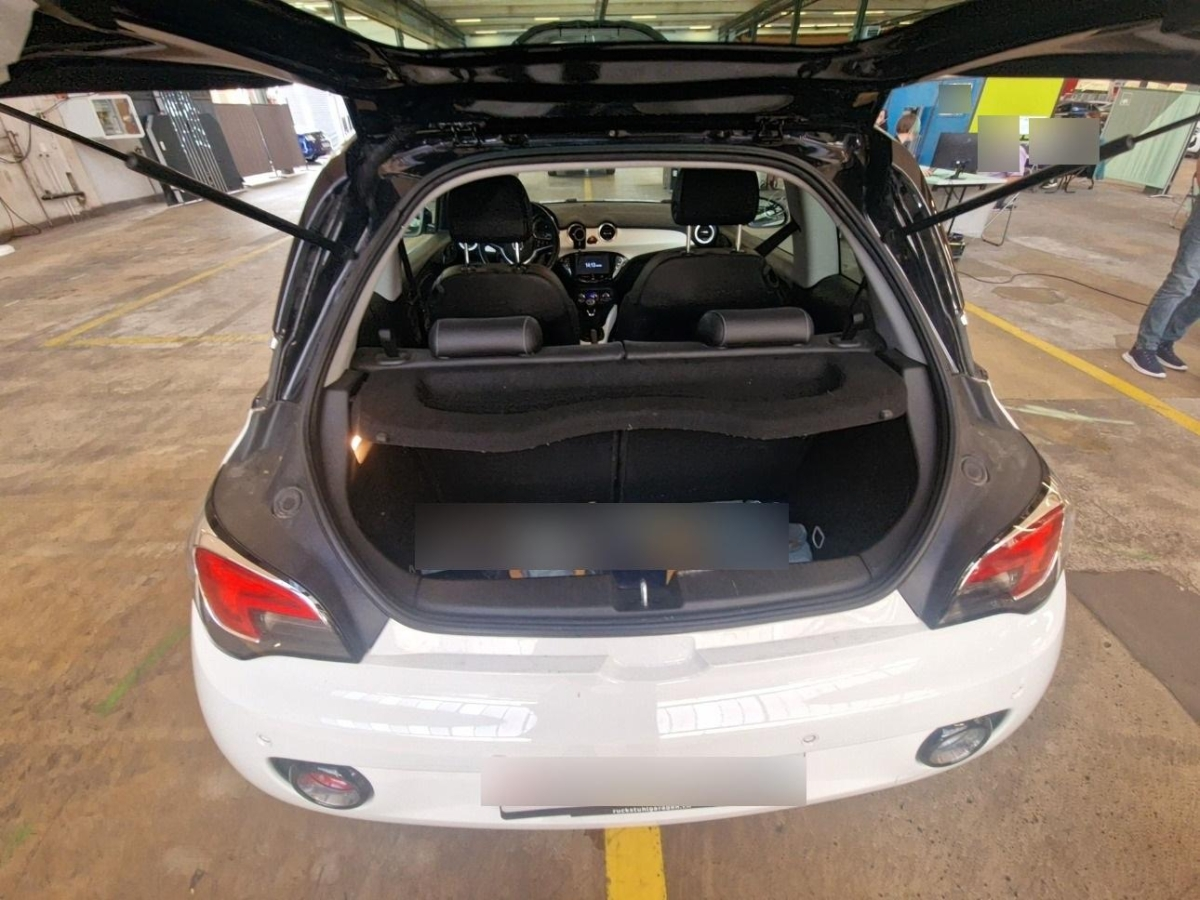 Auction Image