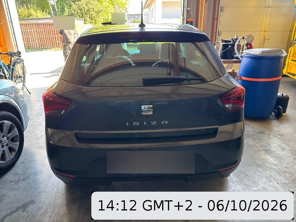 Auction Image