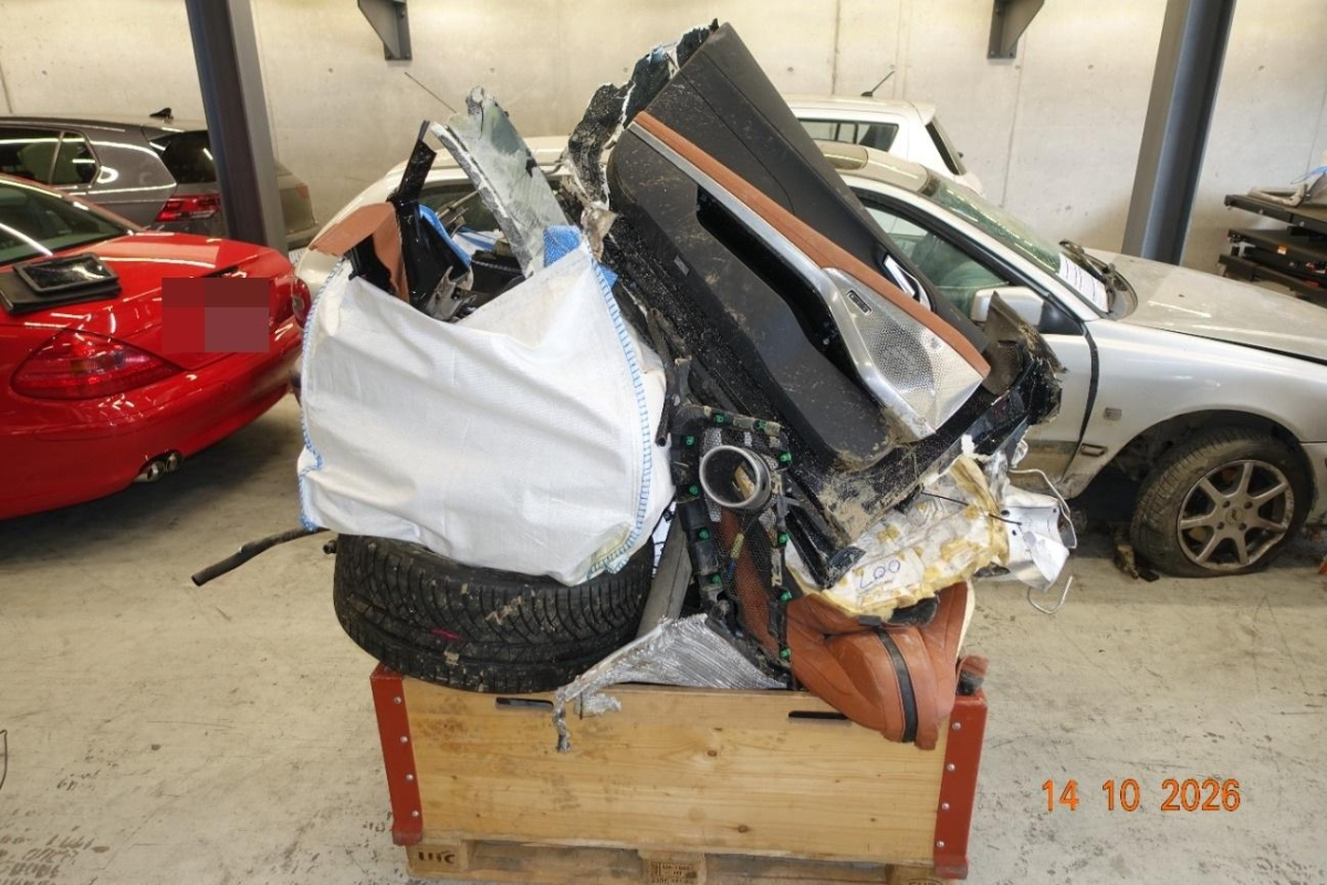 Auction Image