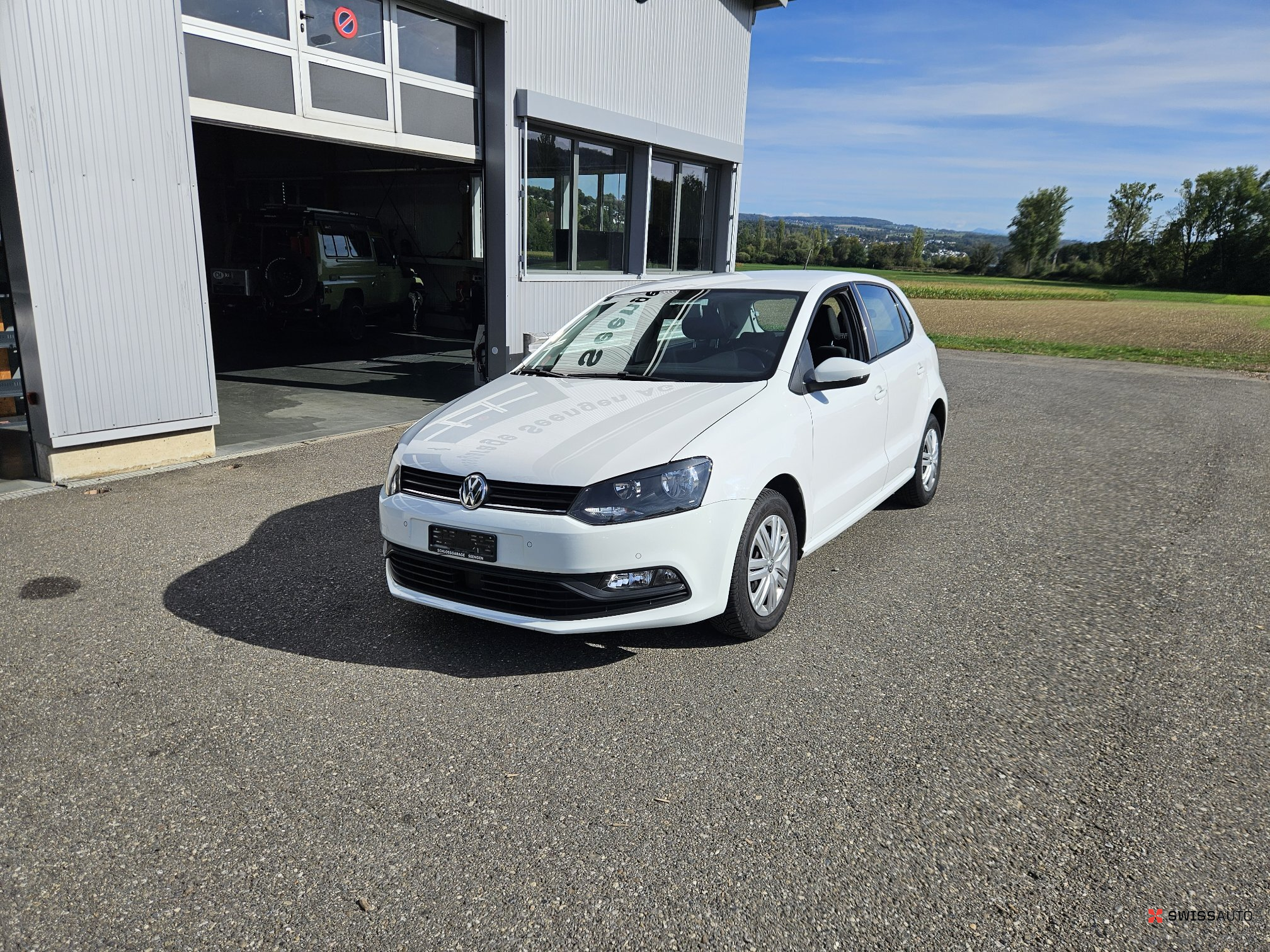 Auction Image