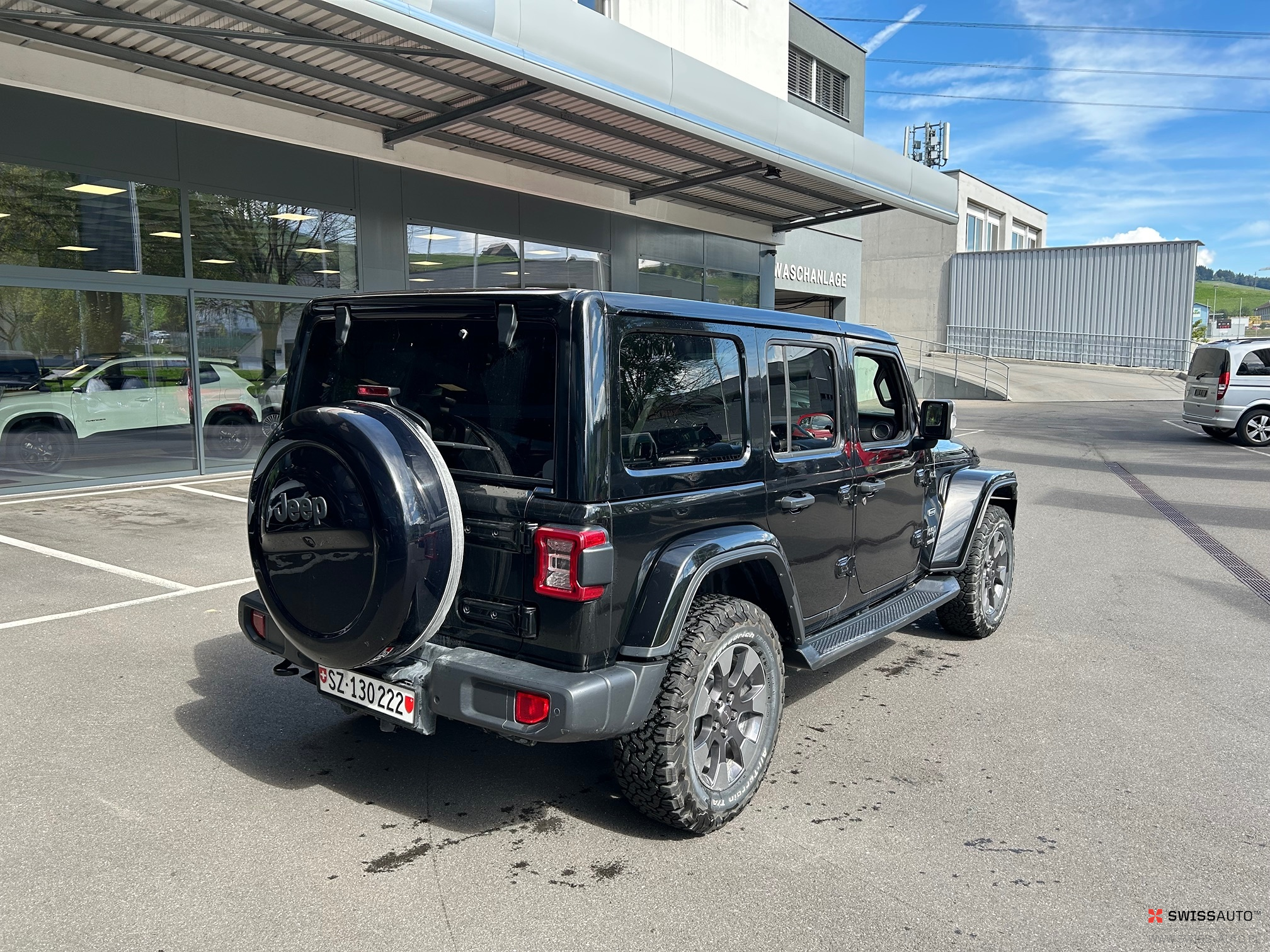 Auction Image