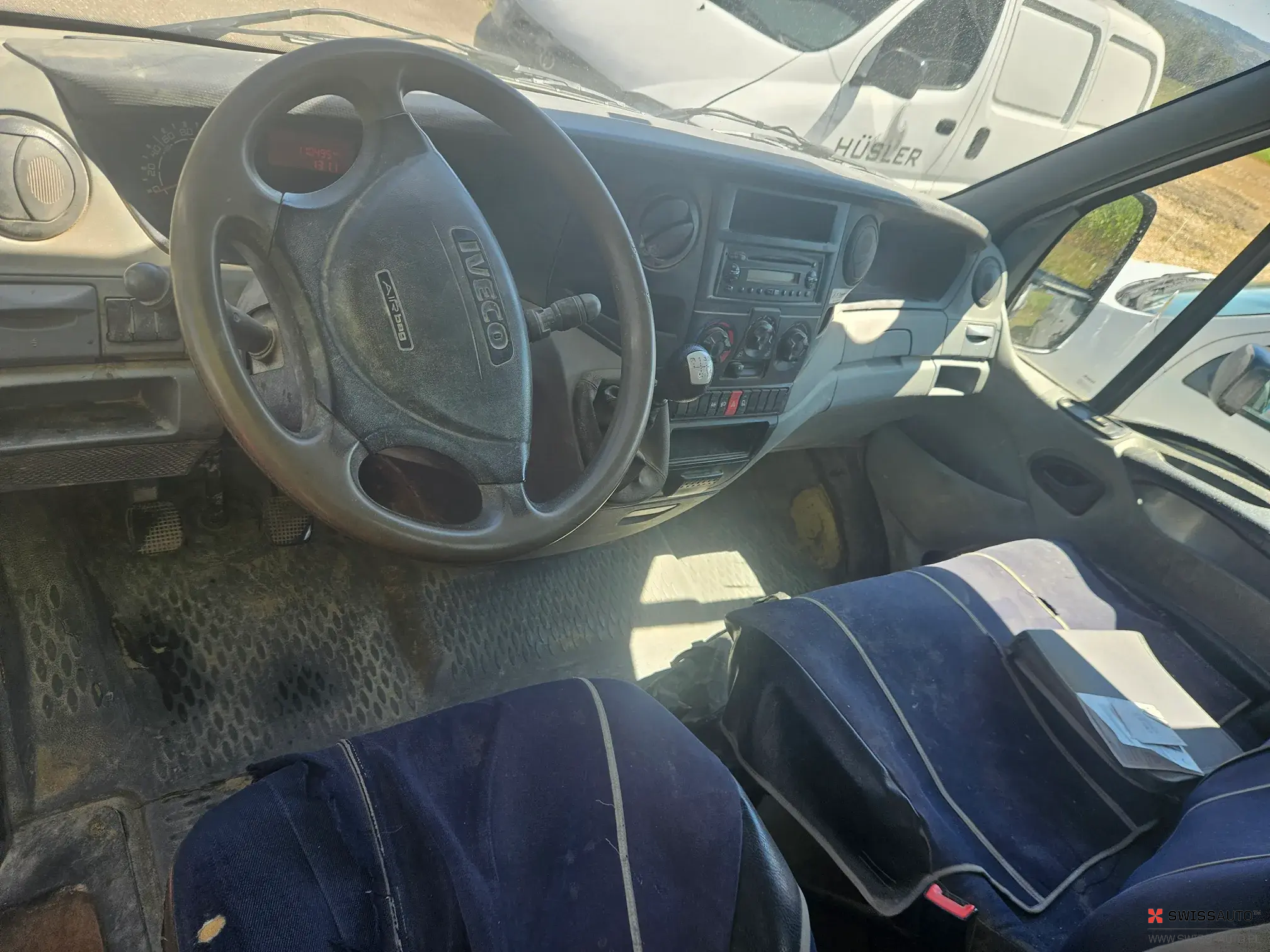 Auction Image