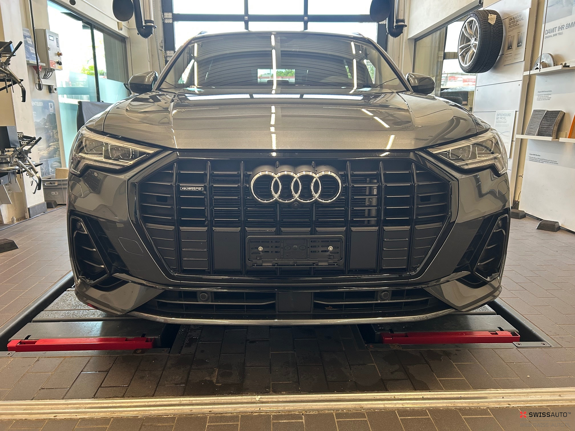 Auction Image