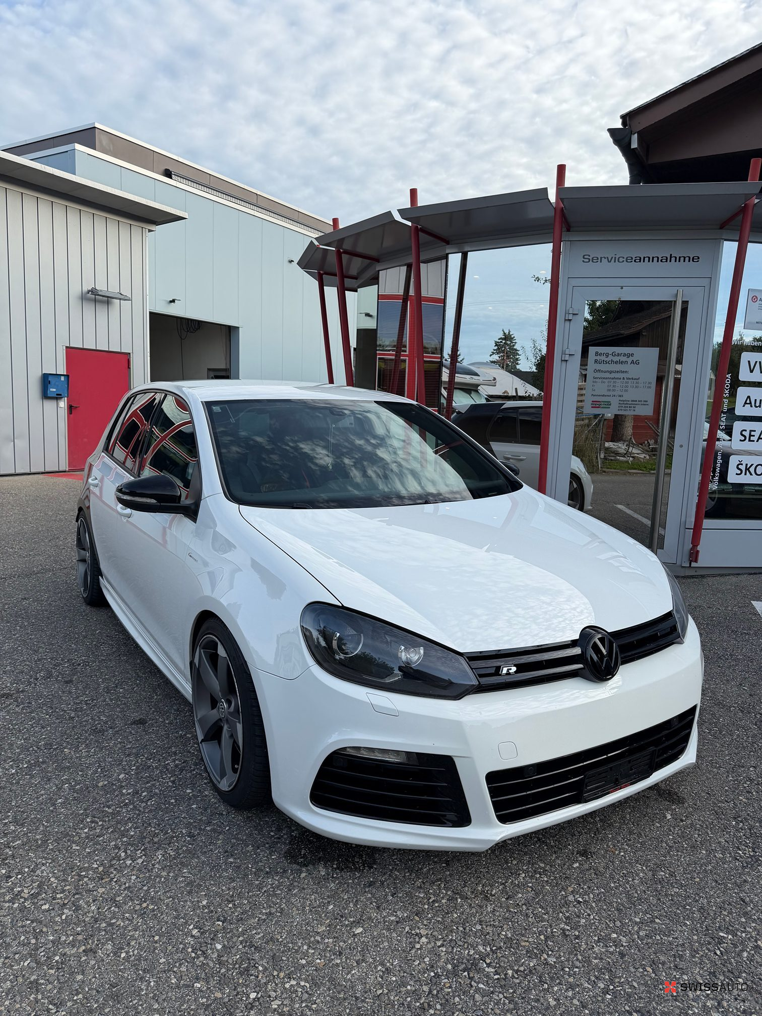 Auction Image