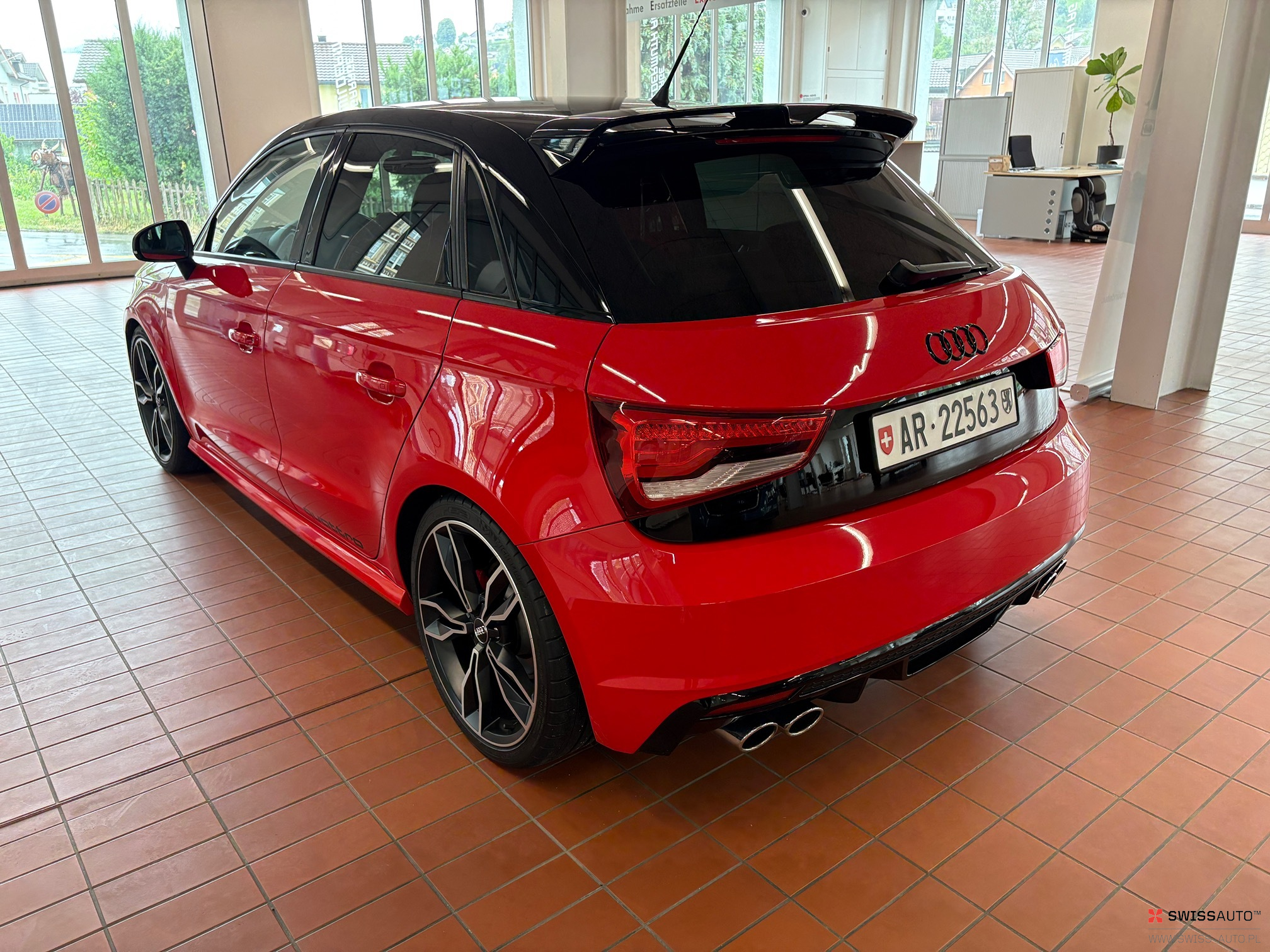 Auction Image
