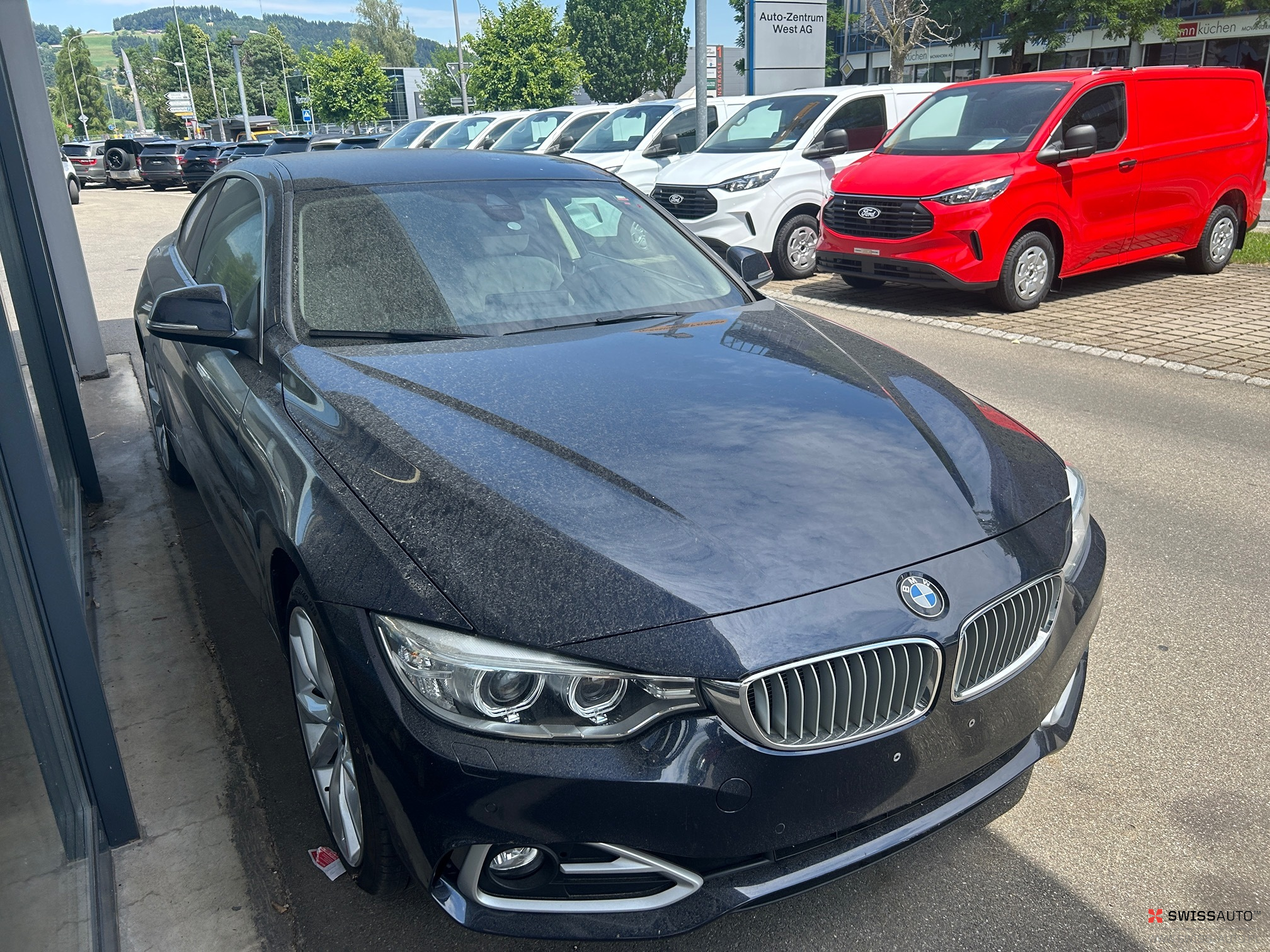 Auction Image