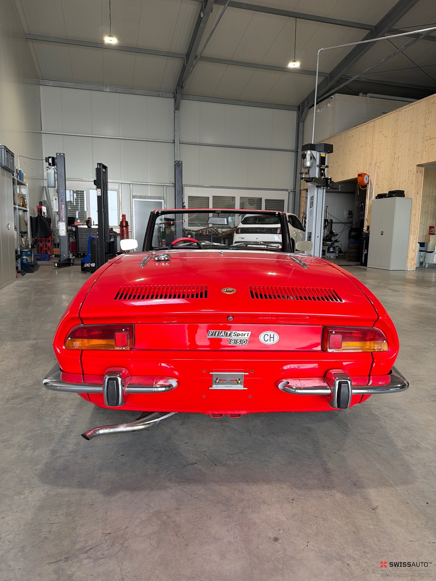 Auction Image